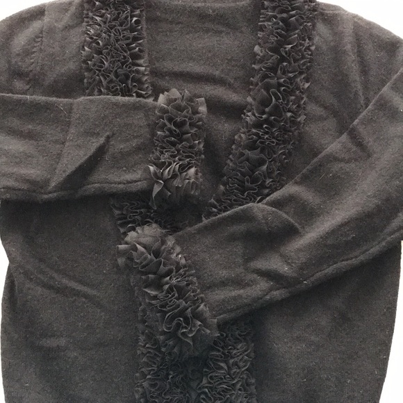 robbi & nikki knitted top w/ruffle Sz XS black - Picture 9 of 11